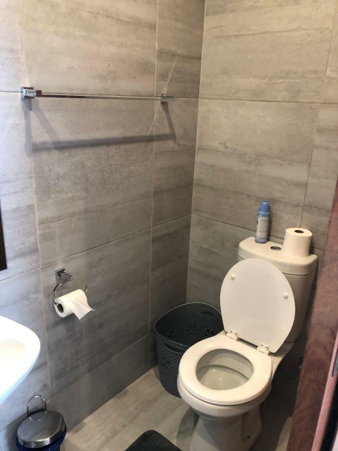 Bedfordview 8 On Acacia Guesthouse المظهر الخارجي الصورة